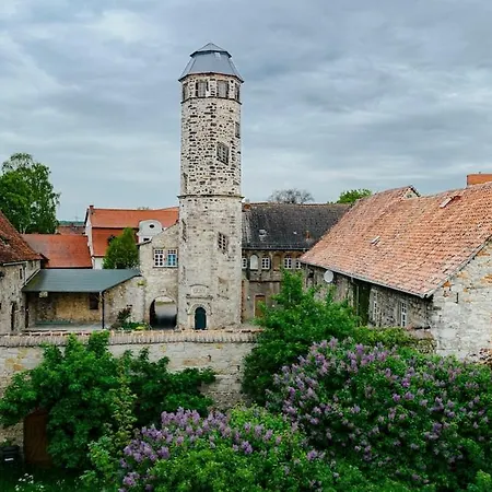 Schloss Ampfurth - Wohnen Im Historischen Gutshaus Appartement *