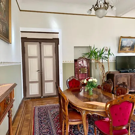 Schloss Ampfurth - Wohnen Im Historischen Gutshaus Daire *