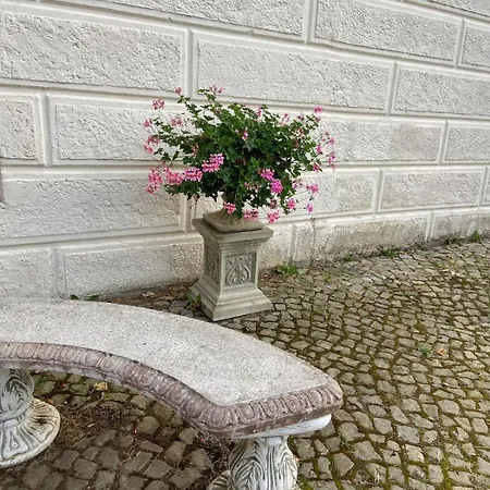 Schloss Ampfurth - Wohnen Im Historischen Gutshaus Appartement